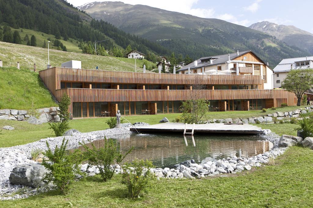 Relais & Chateaux In Lain Hotel Cadonau Brail 외부 사진